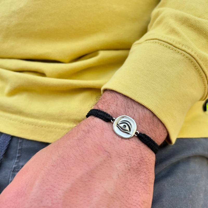 Herren Evil Eye Makramee Armband Silber Schutz Schmuck, Hergestellt in Griechenland von IreneAndreaJewelry