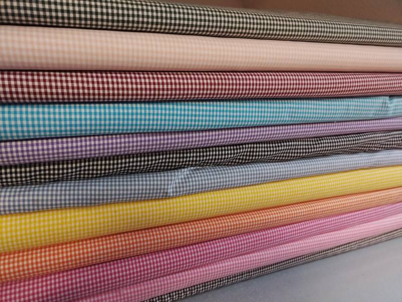 Baumwollstoff Karo 2, 5mm Verschiedene Farben Baumwollstoff Karo 2, 5mm Verschiedene Farben von Iriannastoffwelt