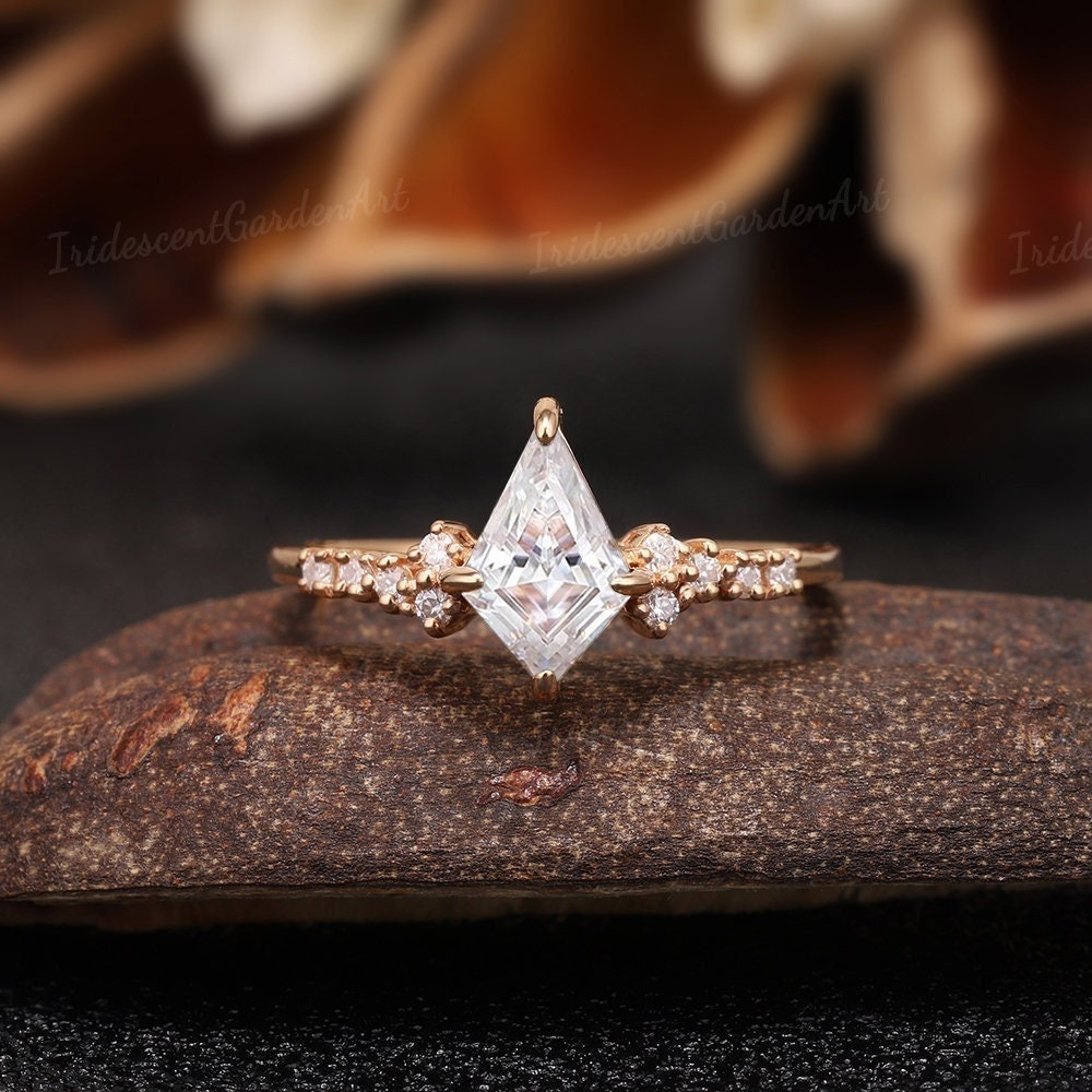 Einzigartige Moissanite Verlobungsringe Kite Cluster Ehering Art Deco Rose Gold Brautring Schmuck Jahrestag Geschenk Für Frauen von IridescentGardenArt