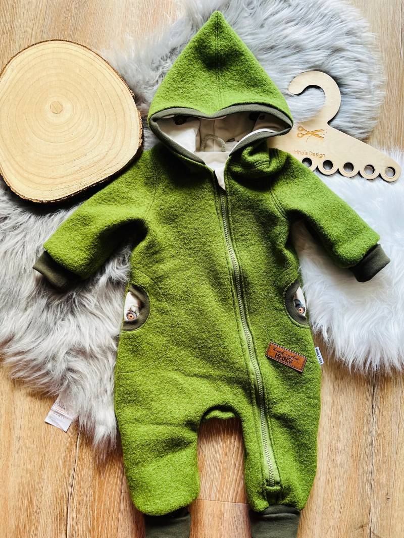 Walkanzug Winteranzug Stickerei Handmade Wagenanzug Mit Traktor von IrinaSprickDesign