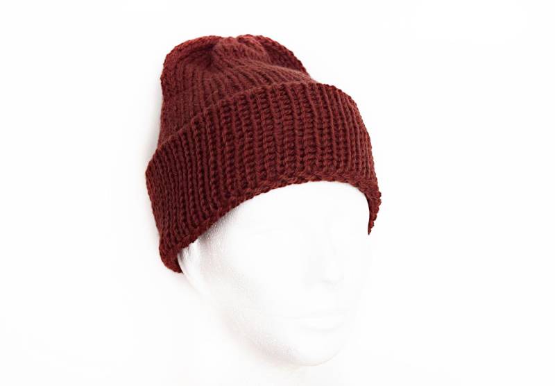Womens Wool Alpaca Beanie Burgundy Fall Knit Winter Hat For Women Soft von IrinasSTRICKMODE