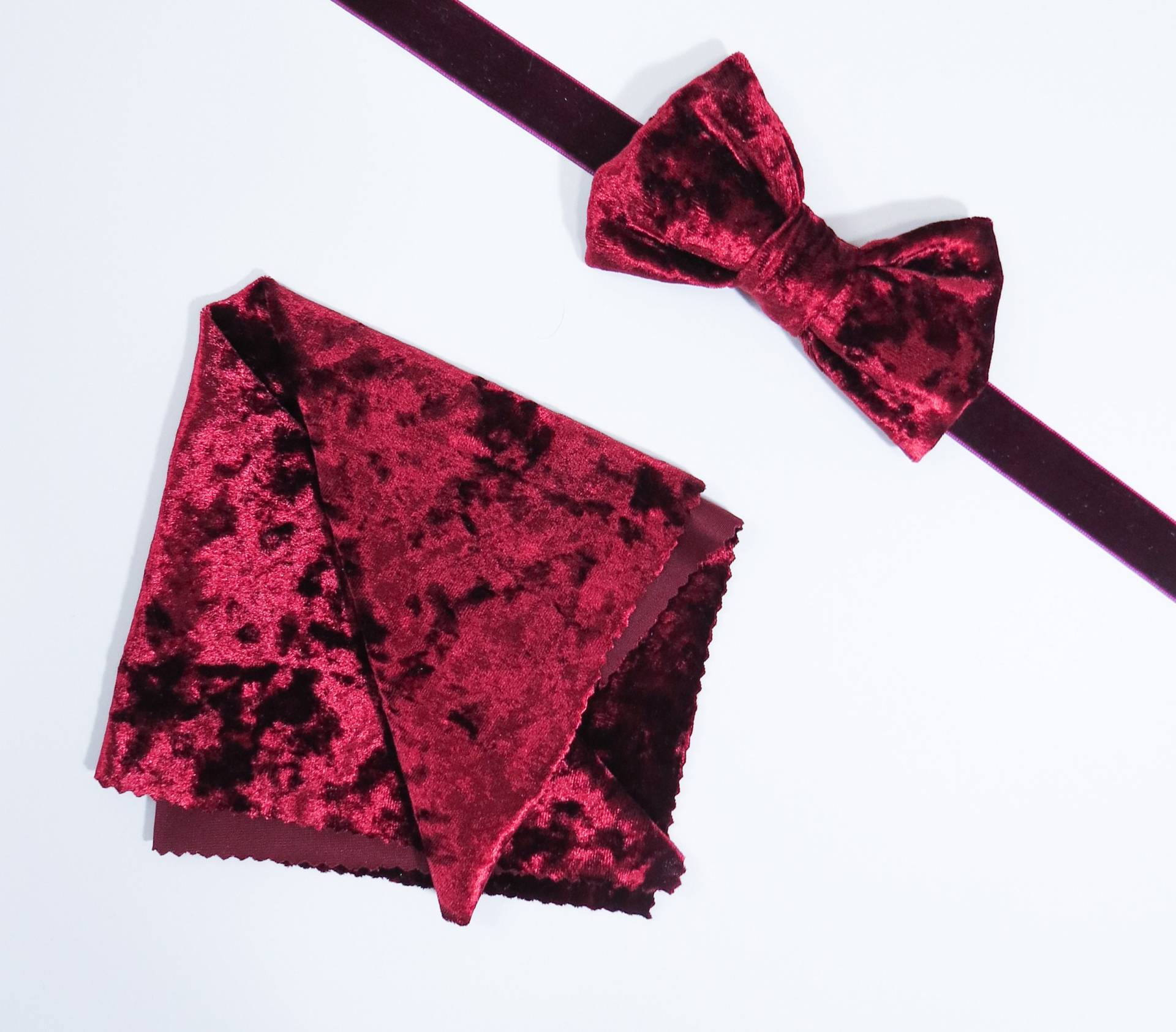 Einstecktuch - Samt Pannesamt Pailletten Passend Einstecktuch - Samt Pannesamt Pailletten Passend von IrisAtelierCouture