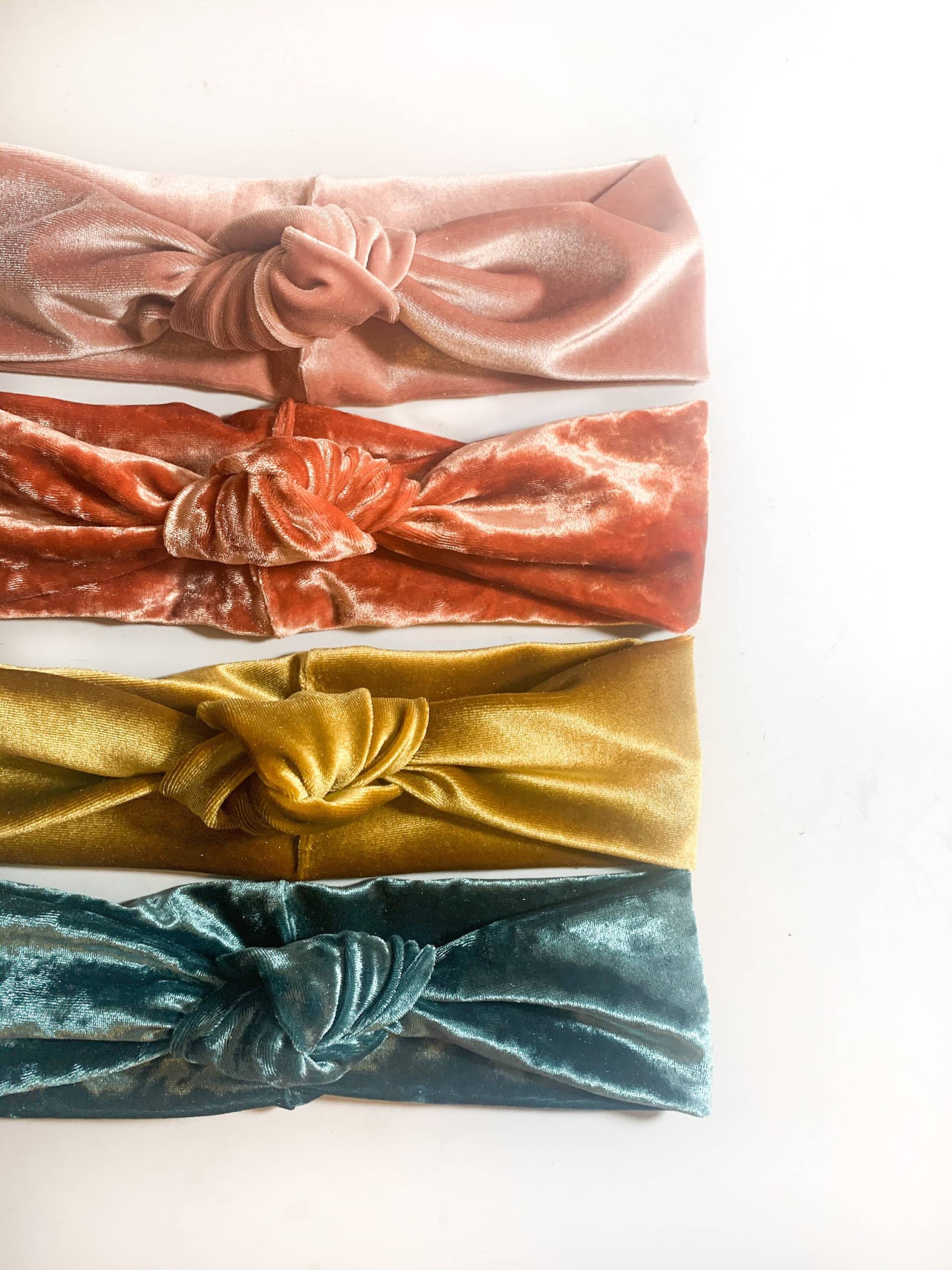 Knoten Stretch Samt Stirnband - Blush/Schwarz Petrol Olive Gebrannte Orange Rost Rot Boho Artsy Turban Knoten Stretch Samt Stirnband - Blush/Schwarz Petrol Olive Gebrannte Orange Rost Rot Boho Artsy Turban von IrisAtelierCouture