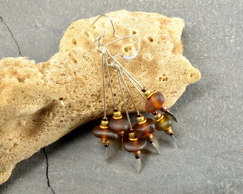Honigbären Echte Maine Meer/Strand Glas Und Sterling Silber Dreifach Baumeln Ohrringe Leichte Ecochic Modeschmuck Honigbären Echte Maine Meer/Strand Glas Und Sterling Silber Dreifach Baumeln Ohrringe Leichte Ecochic Modeschmuck von IrisDesignSeaglass