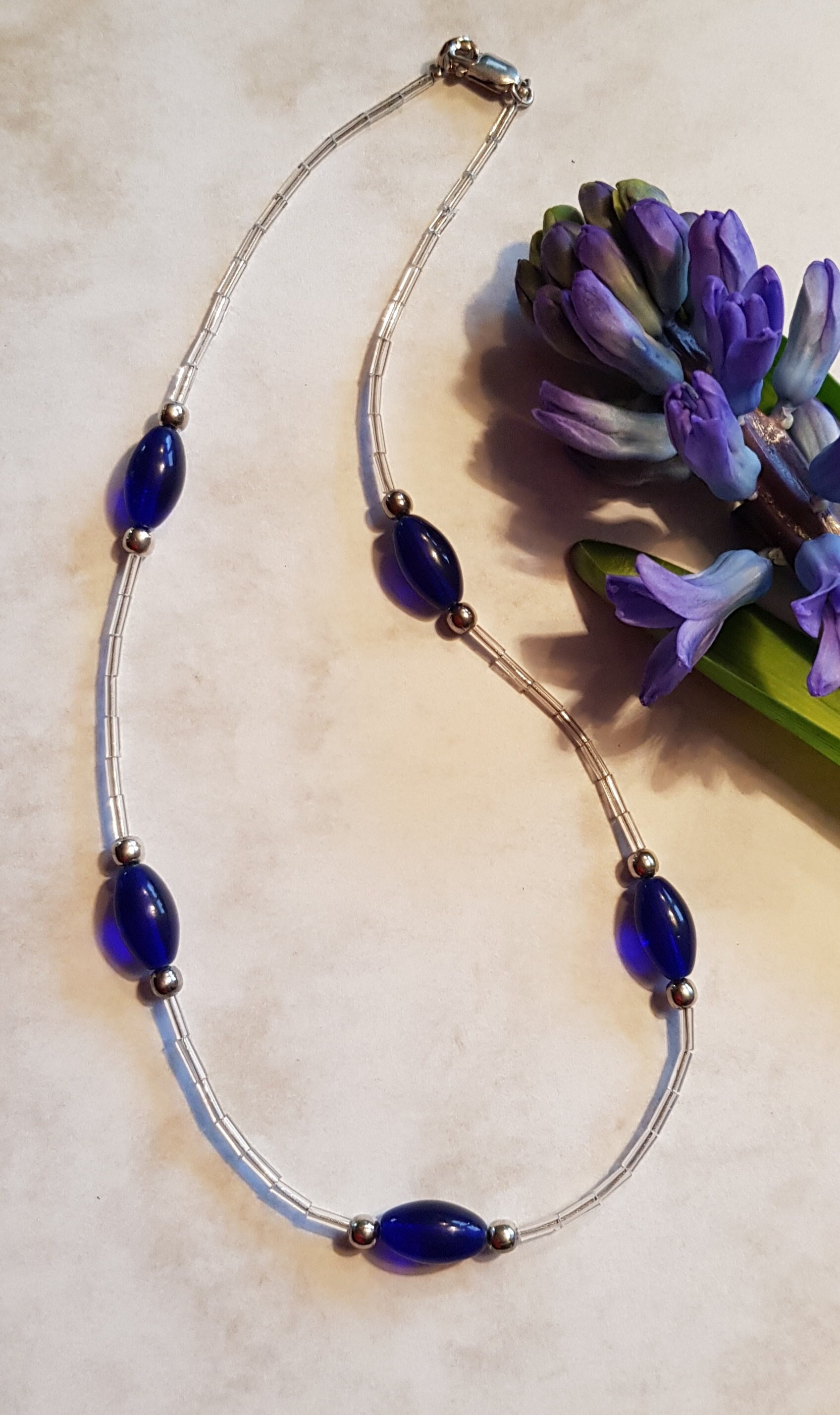 Blaue Glasperlenkette von IrisGeschenke