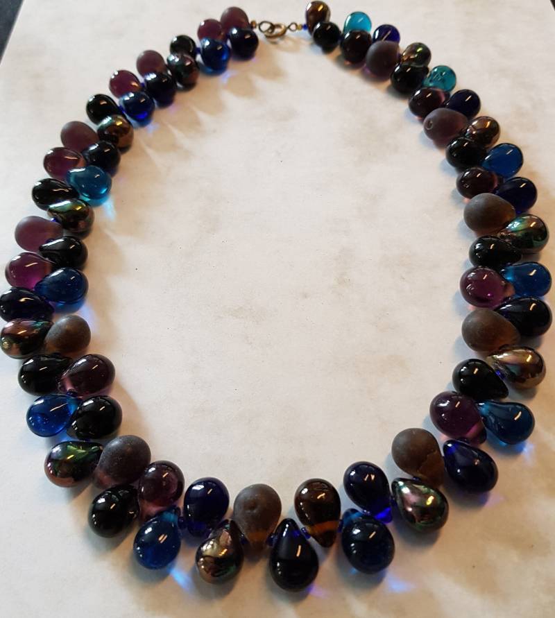 Bunte Halskette Glas Tropfenform von IrisGeschenke