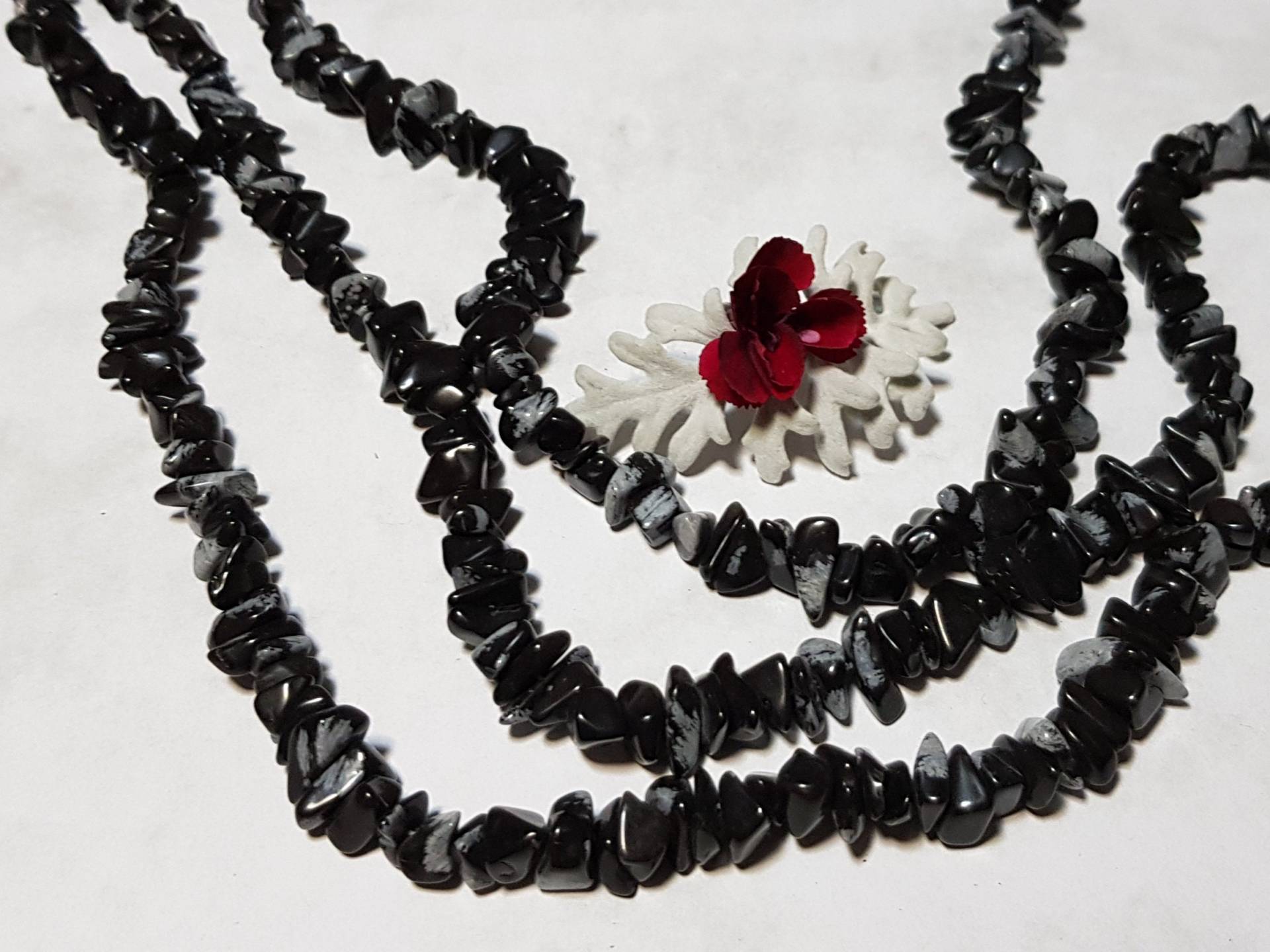 Schneeflockenobsydian Strang von IrisGeschenke