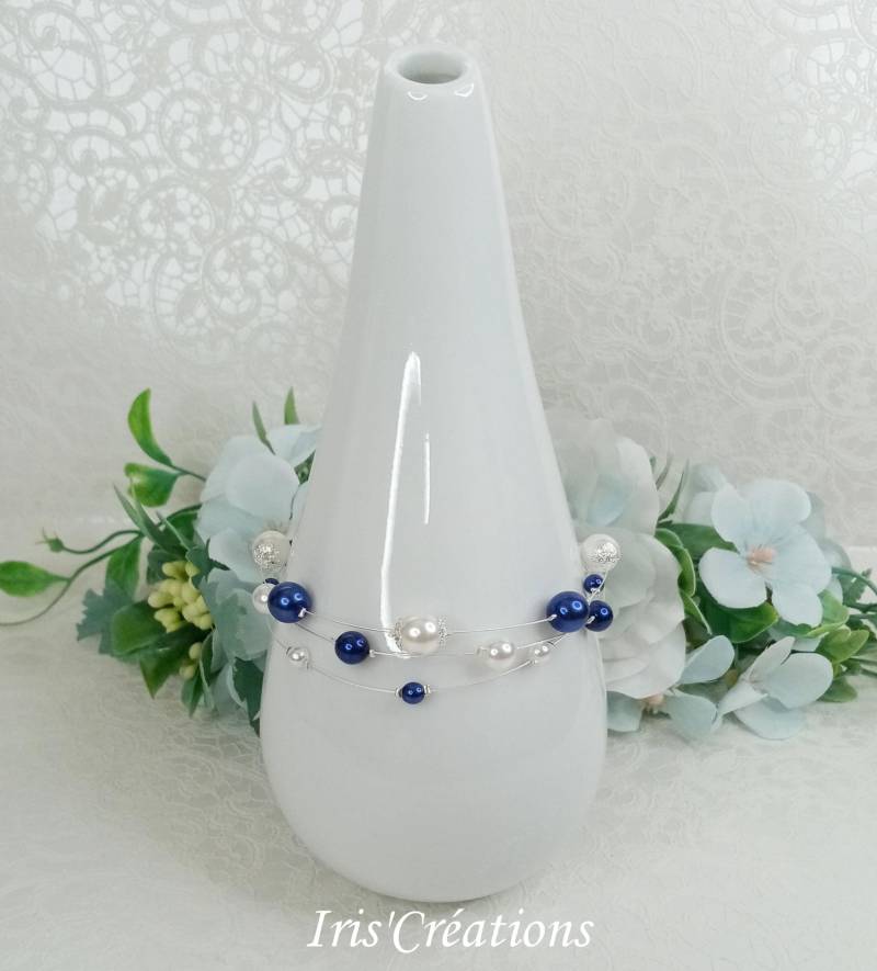 Délia Hochzeitsarmband Mit Nachtblauen Und Weißen Perlen von IriscreationsBijoux