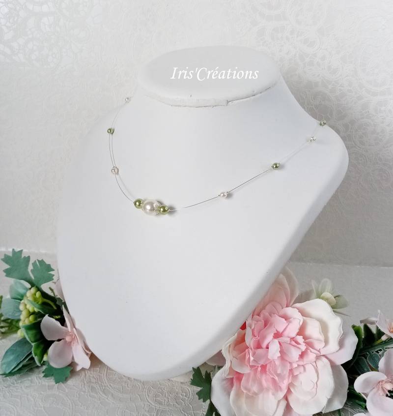 Délia Hochzeitshalskette Mit Elfenbeinfarbenen Und Lindgrünen Renaissance-Perlen von IriscreationsBijoux