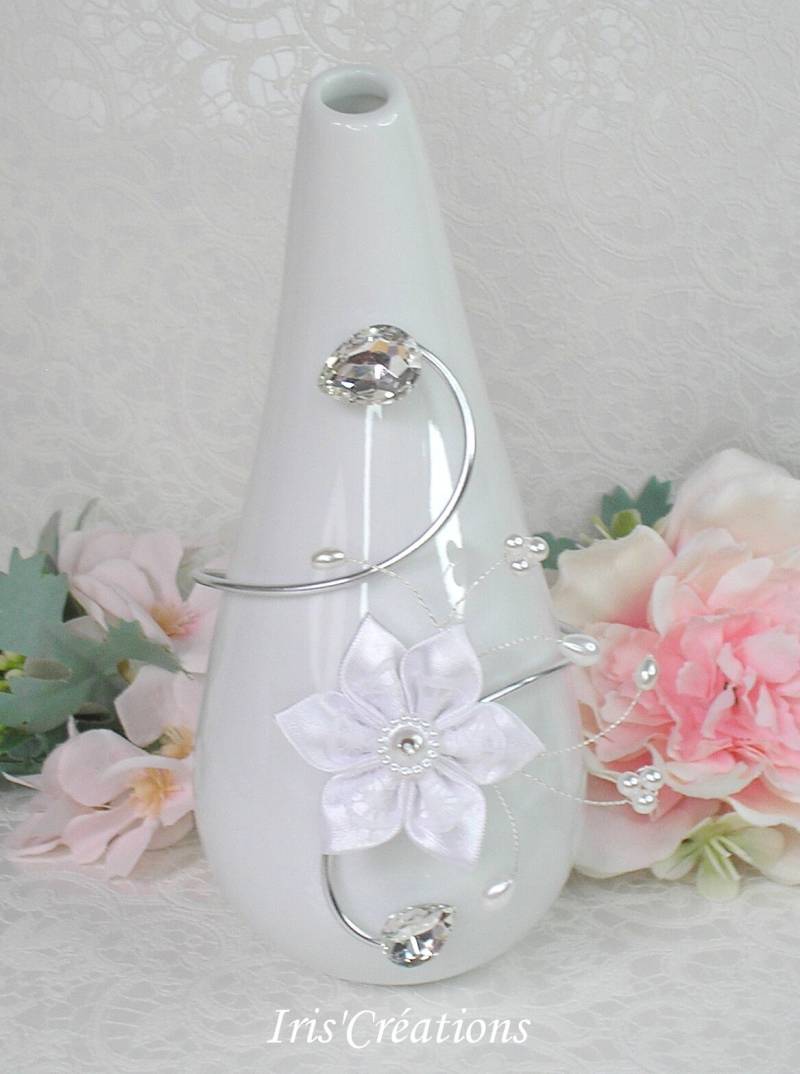 Hochzeitsarmband Maéva Weiße Satinblume Und Spitze Mit Swarovski Strasssteinen von IriscreationsBijoux