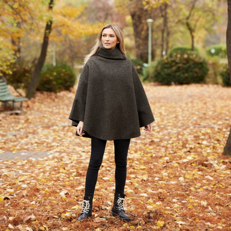 Irisch - Donegal Tweed Cape/Poncho Gleneely Green Herringbone Irland Handarbeit Damen Einheitsgröße Lang von IrishTweedStore