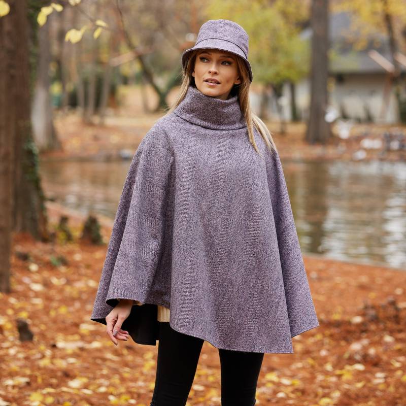 Irish - Donegal Tweed Cape/Poncho Mauve Mini Plaid Irland Handarbeit Damen One Size Long von IrishTweedStore