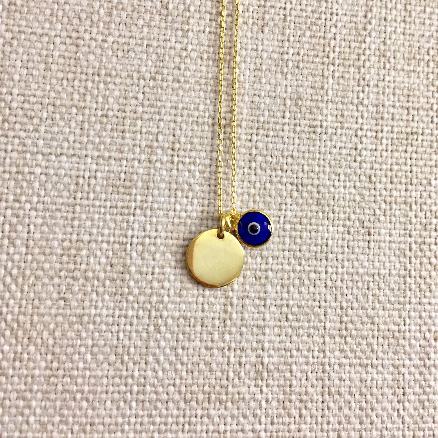 Evil Eye Disc Halskette, 14Kt Gold Fill Anhänger, Zarte Halskette von Irisjewelerystudio