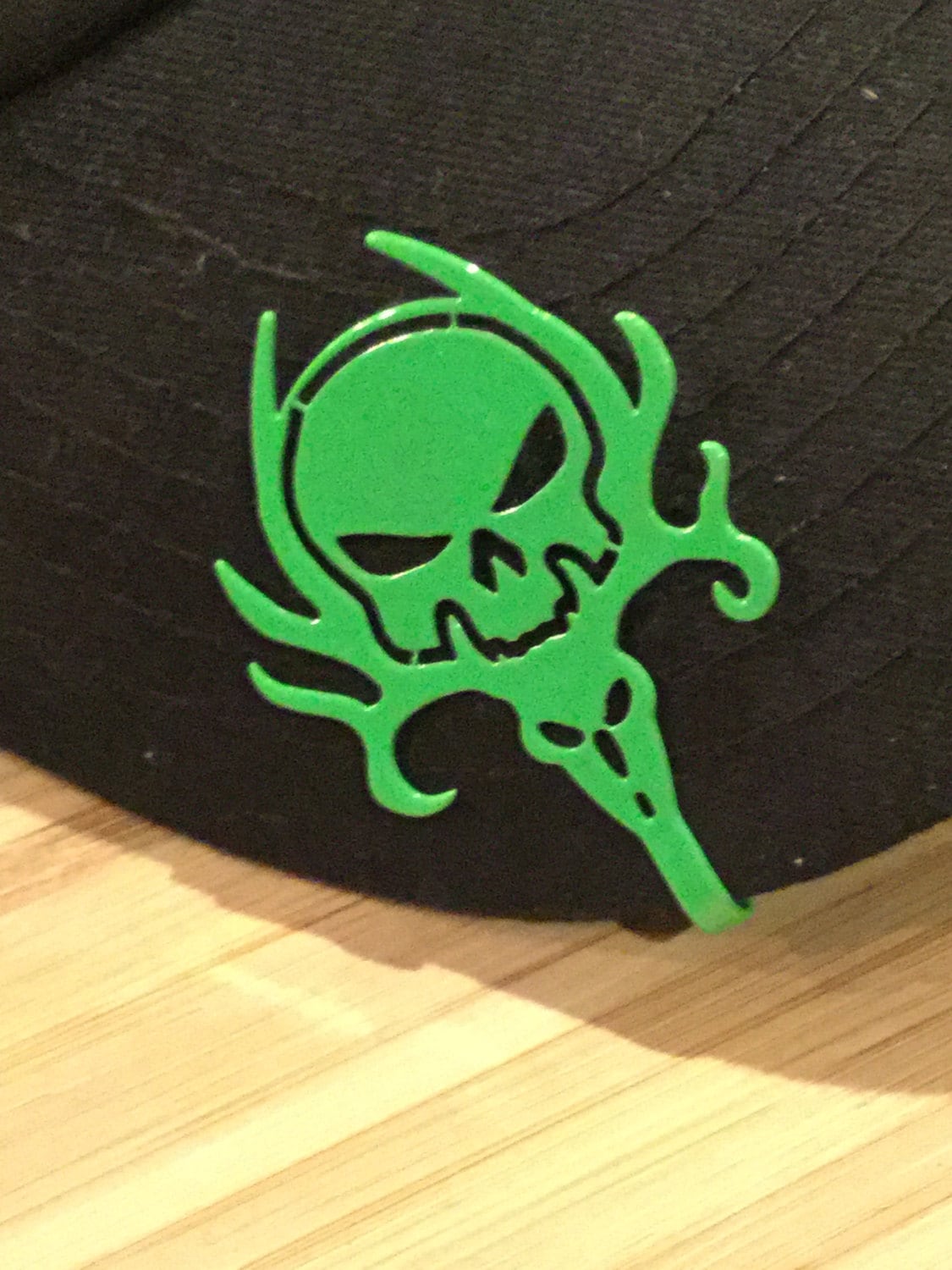 Hutclip, Knochen-Sammler von IronBeaverMetalArt