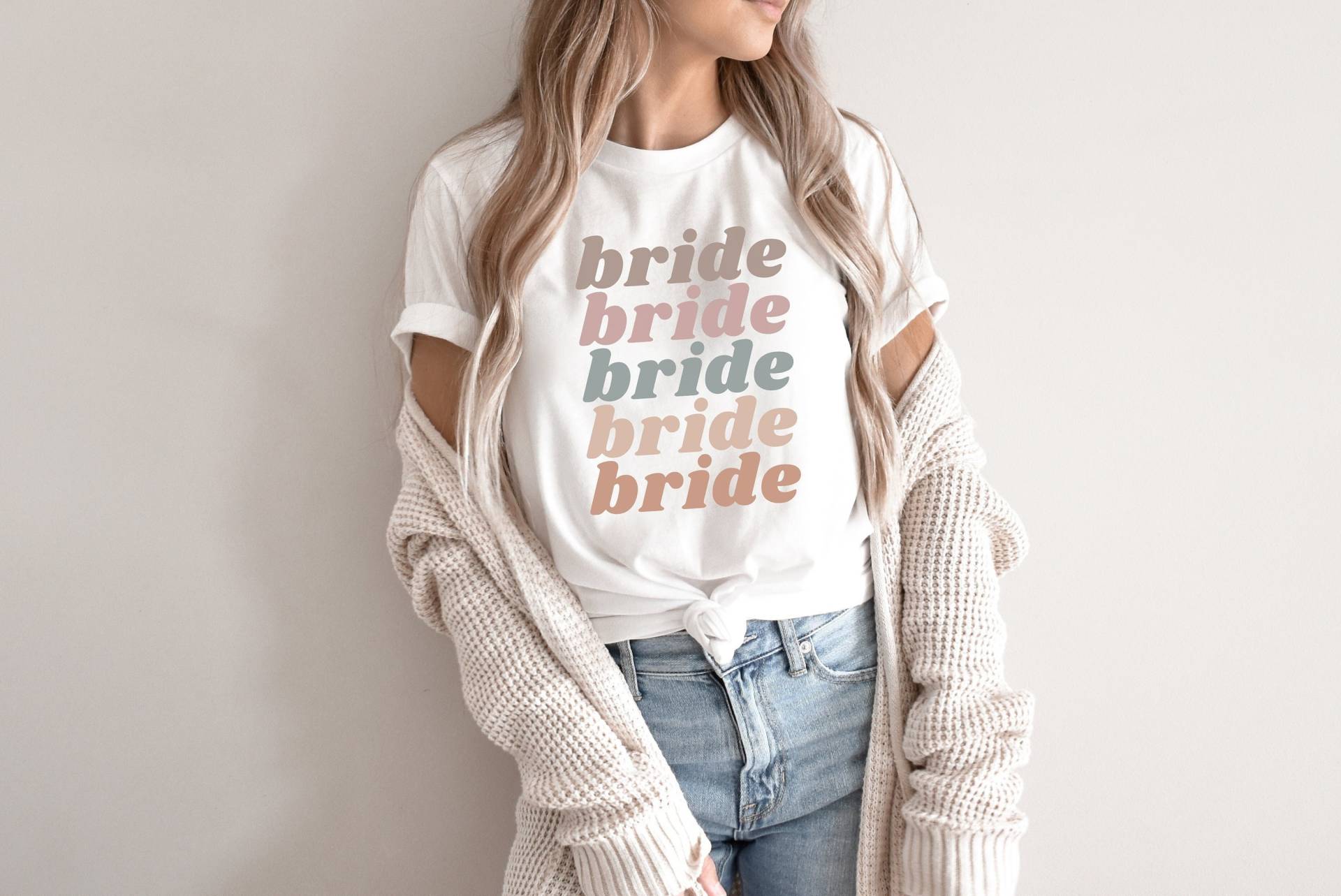 Braut Shirt, Bride To Be T-Shirt, Verlobungsgeschenk, Junggesellinnenabschied, Hochzeit Geschenke, Brautjungfer T-Shirts, Immer Bereit Shirts von IronHorseStudios