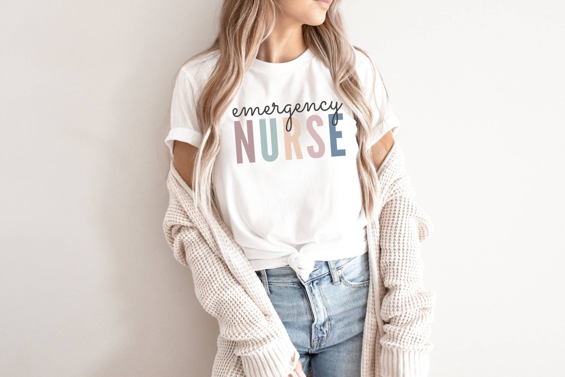 Notfall Krankenschwester Shirt, Geschenk Für Krankenschwester, Er Emerg Nurse T-Shirt, Leben, Trauma Registrierte Geschenk, Abschlussgeschenk von IronHorseStudios