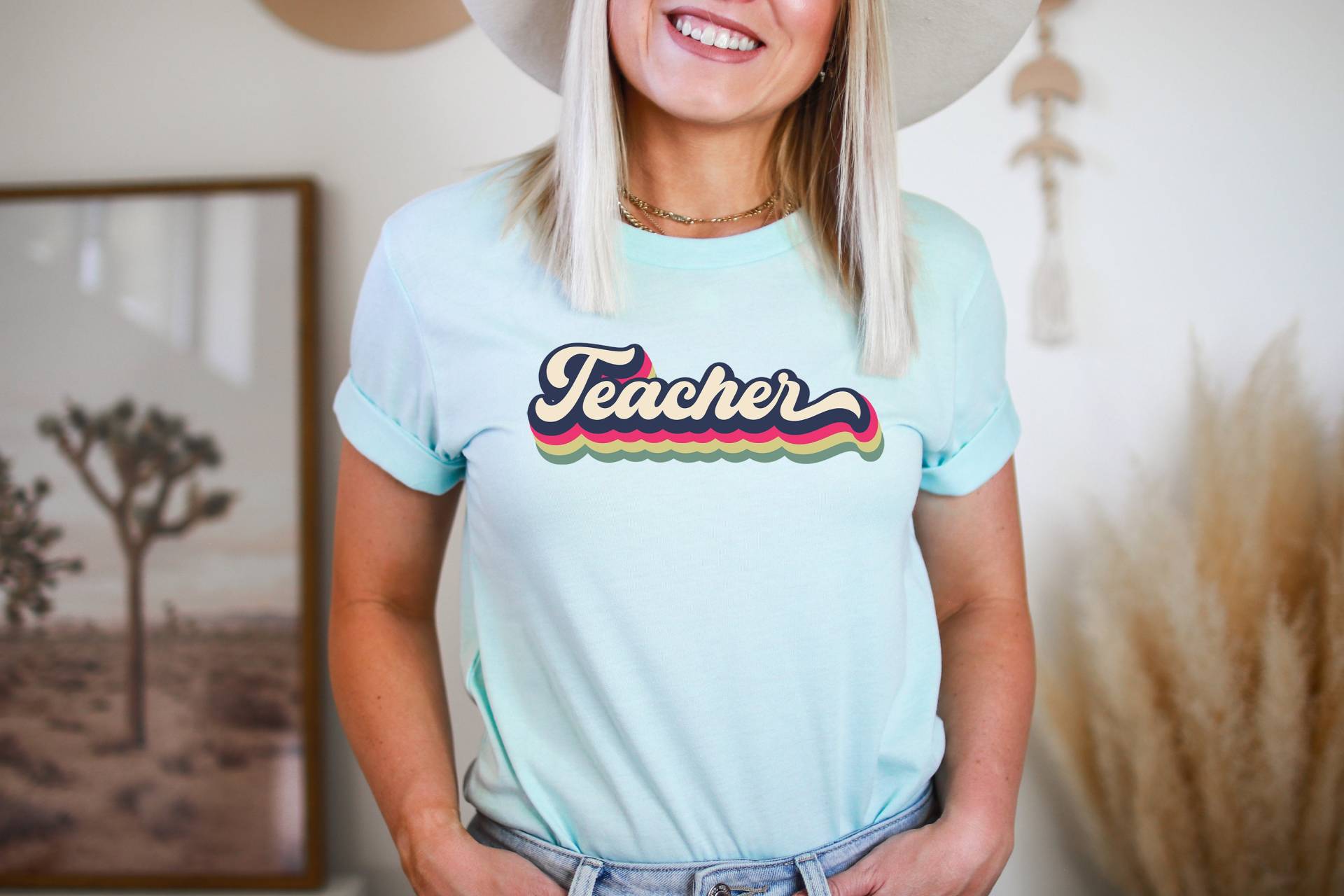 Retro Lehrer Shirt, Raglan, Baseball Haus Schule Neue Geschenk, Ende Des Jahres Unisex T-Shirt von IronHorseStudios