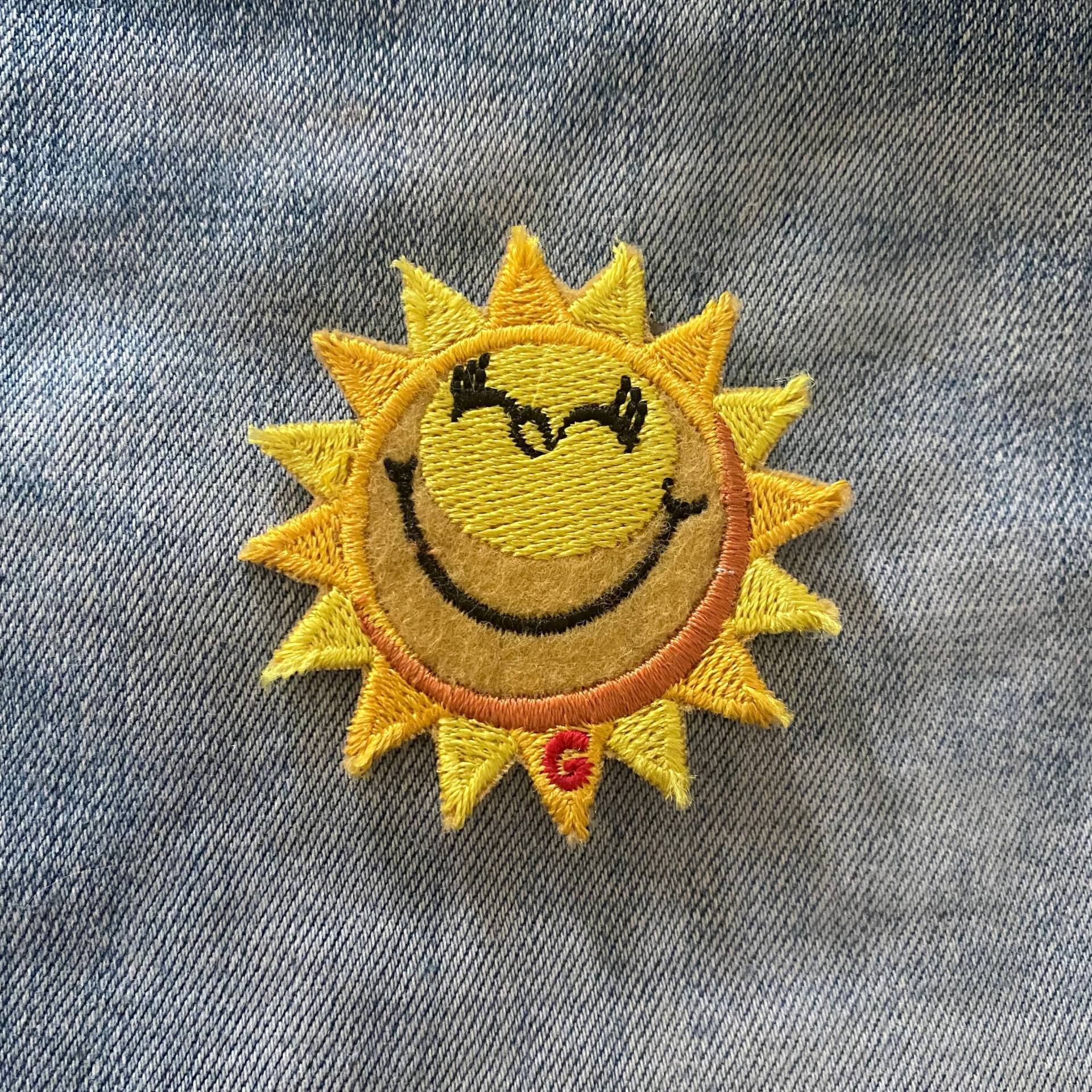 Bügeln Aufnäher Sun Smiley Gesicht Mit Sternen Patch Hippy Retro Denim Jacke Sonnenschein Festival Transfer Für Applikation Bestickt von IronOnPatchesQLD