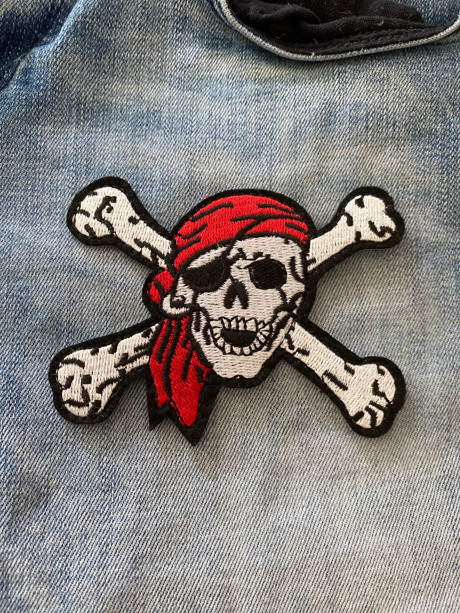 Pirat Totenkopf Aufnäher Für Denim Jacke Kreuzknochen Festival Transfer Applikation Bestickt von IronOnPatchesQLD