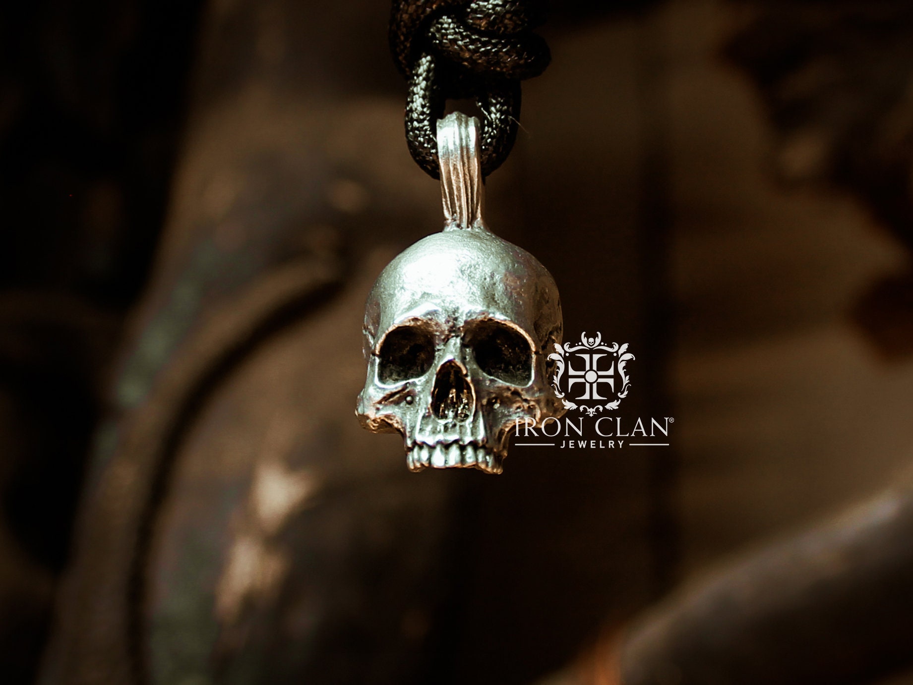 Infinity Jawless | Handgefertigter Totenkopfanhänger 925Er Silber Und Goldanhänger Infinity Jawless | Handgefertigter Totenkopfanhänger 925Er Silber Und Goldanhänger von IronclanJewelry