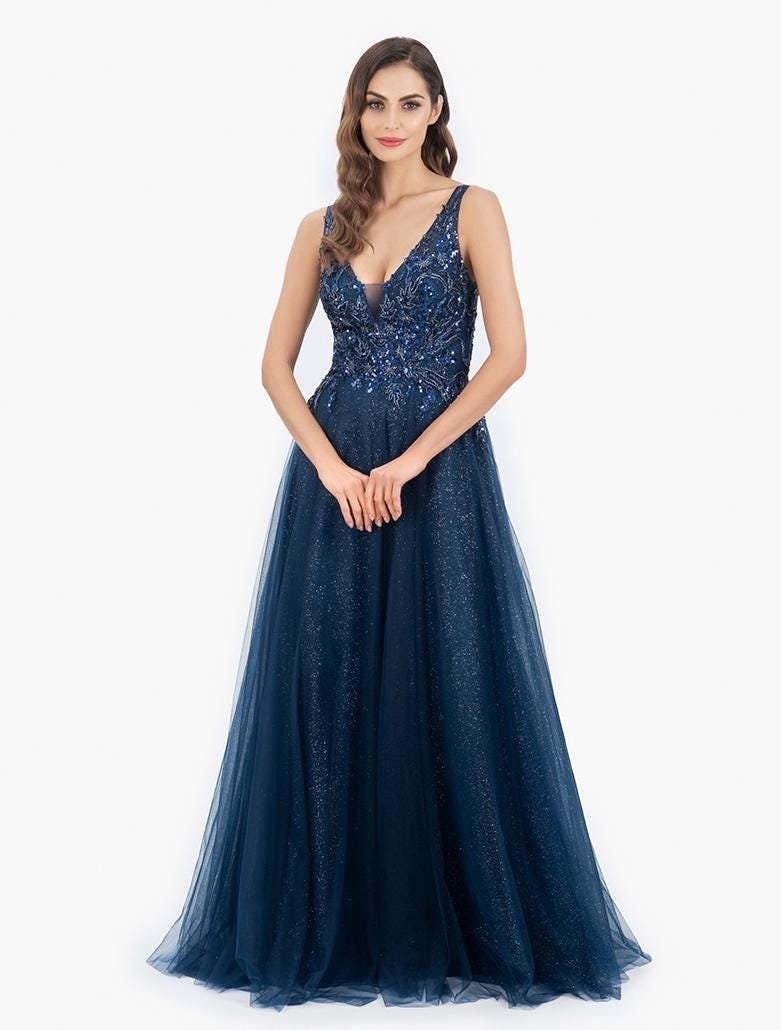 Ines Abendkleid in Marine - Mit Glitzer, Pailletten Und Perlen von Irvalda