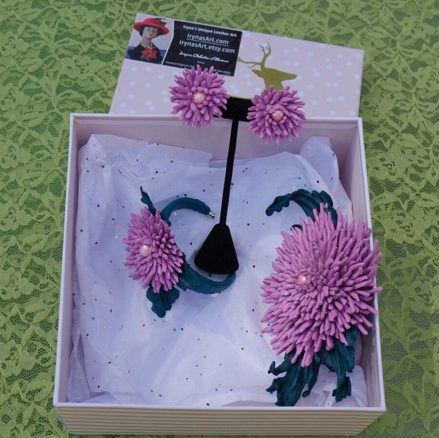 Fantasie Leder Blumen Set Brosche Und Clip Für Haararmband Ohrclip Handmade Muttertag 3 von IrynasArt