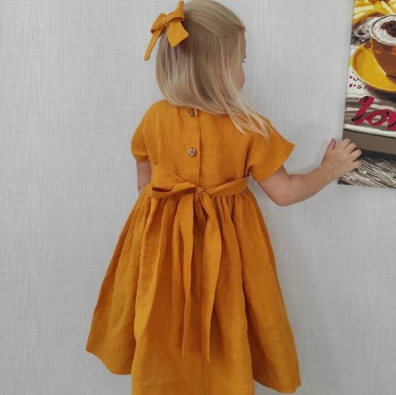 Blumenmädchen Senf Leinen Babykleid, Mädchen Leinenkleid, Boho Baby Kleid, Kleinkind Danksagungskleid Leinenkleid von IrynkaUA
