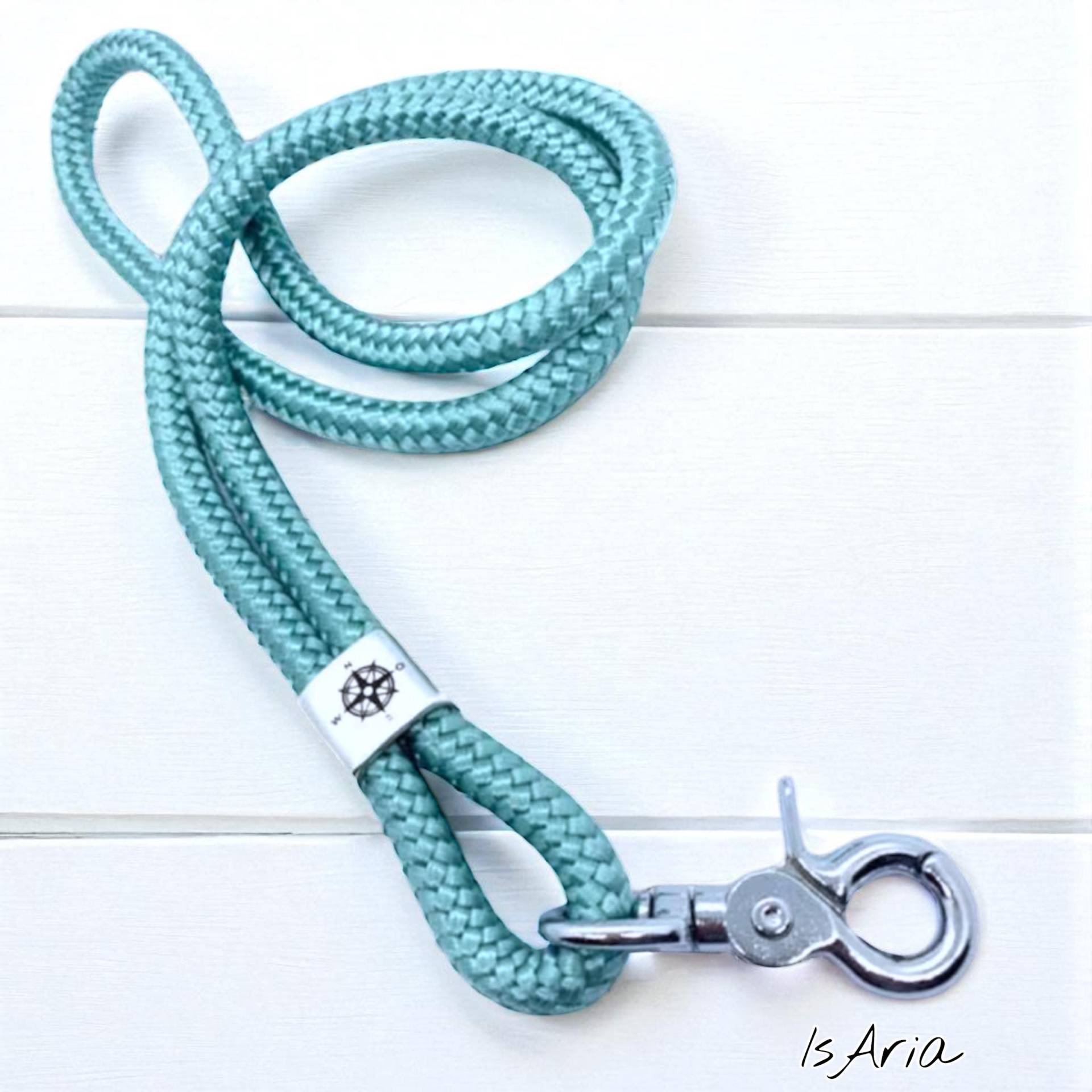 Schlüsselband Segeltau Mint | Maritim |Handgemachtes Lanyard Mit Karabiner Und Kompass-Motiv Geschenk Für Frauen Lang & Robust Schlüsselband Segeltau Mint | Maritim |Handgemachtes Lanyard Mit Karabiner Und Kompass-Motiv Geschenk Für Frauen Lang & Robust von IsAriaHerzUndFaden