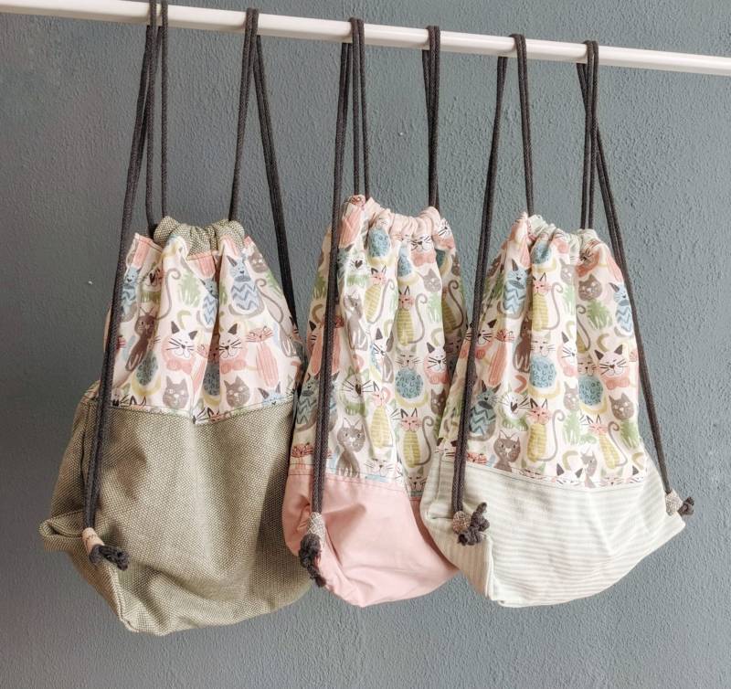 Turnbeutel Mit Kätzchen Katzen Motiv in Pastell Farben von IsabelGomezTaschen