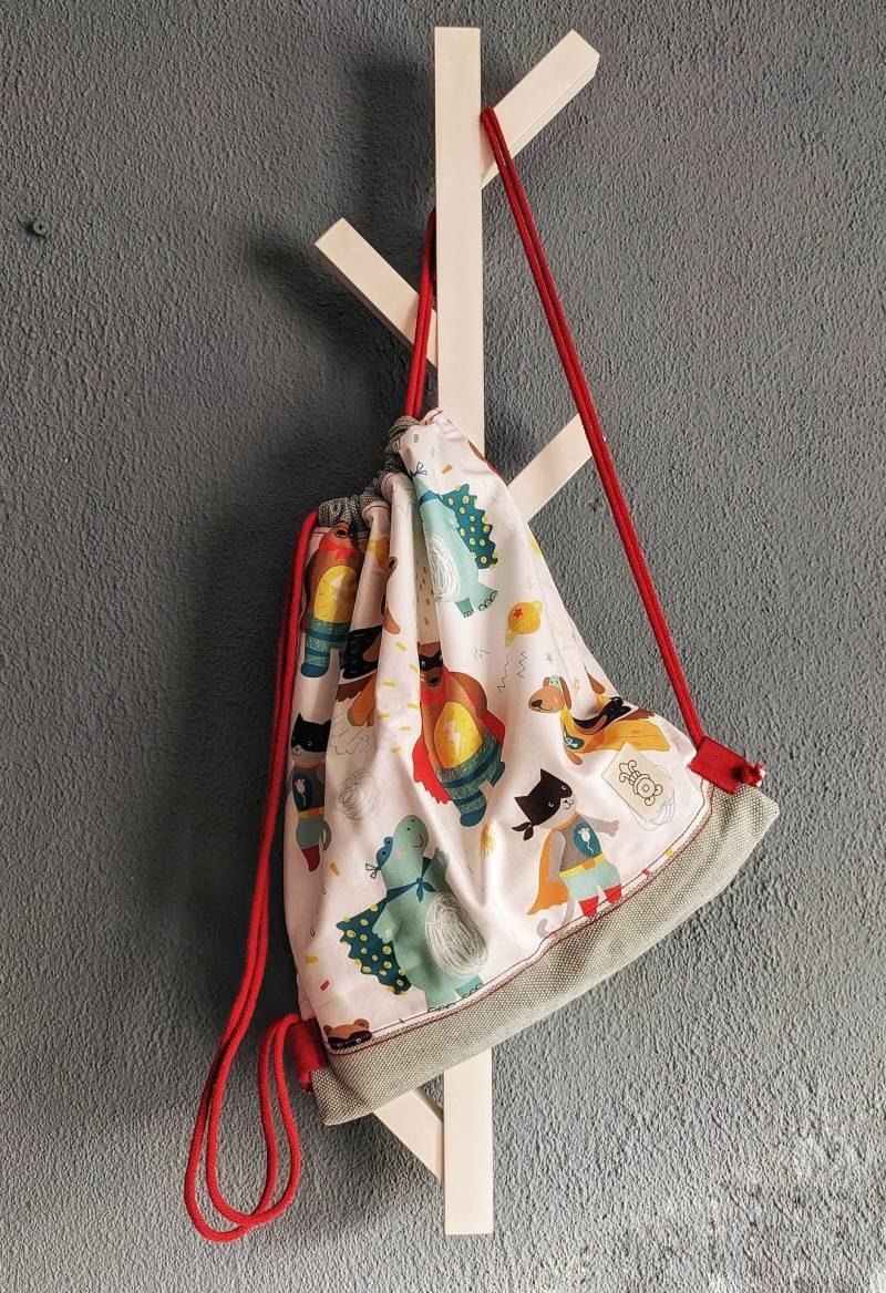 Turnbeutel Mit Motiv Supertiere Für Kinder von IsabelGomezTaschen