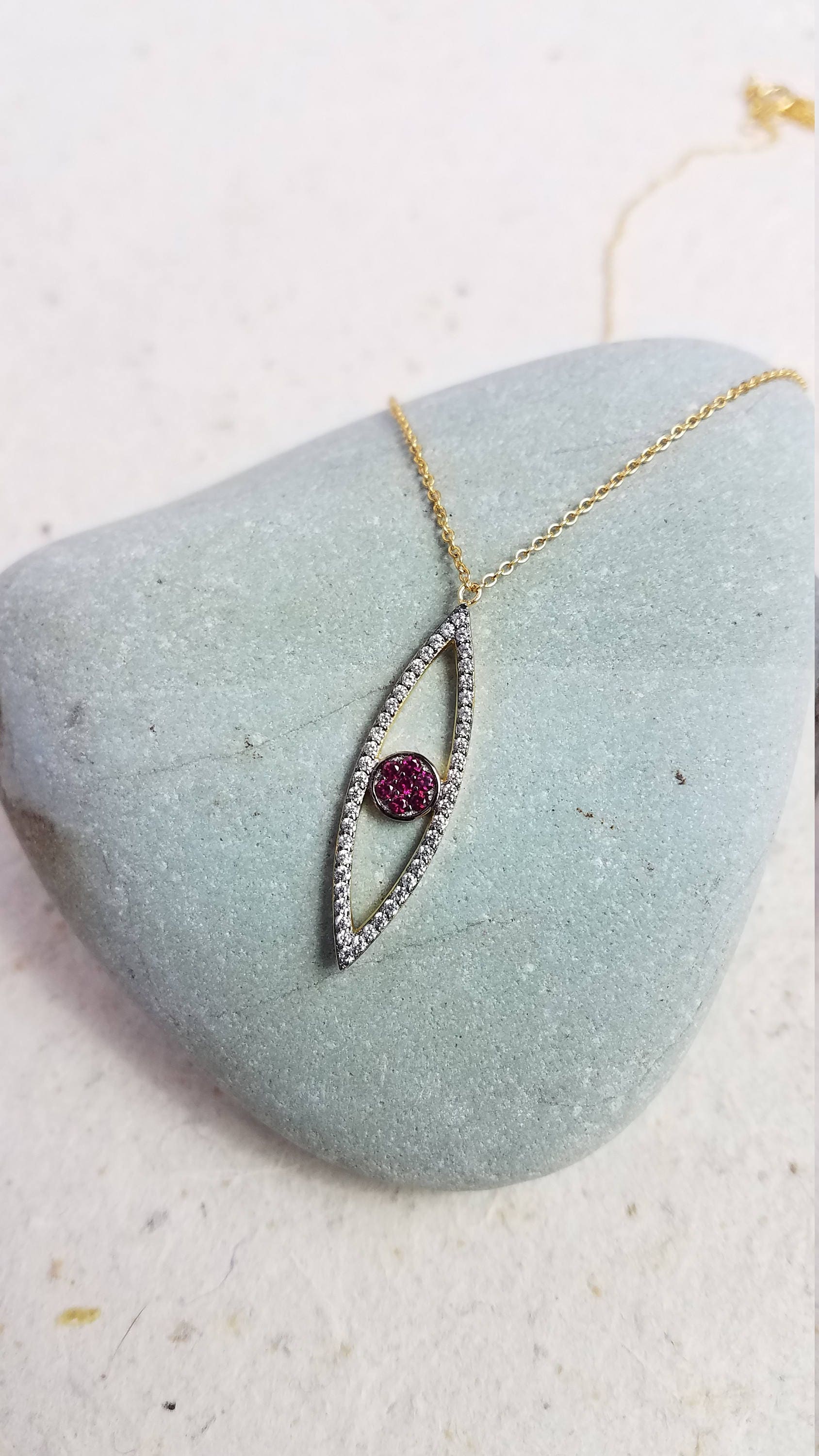 Evil Eye Halskette, Eye, Schmuck, Geschenk Für Sie, Charm Anhänger, Zierlicher Anhänger von IsabellaCelini