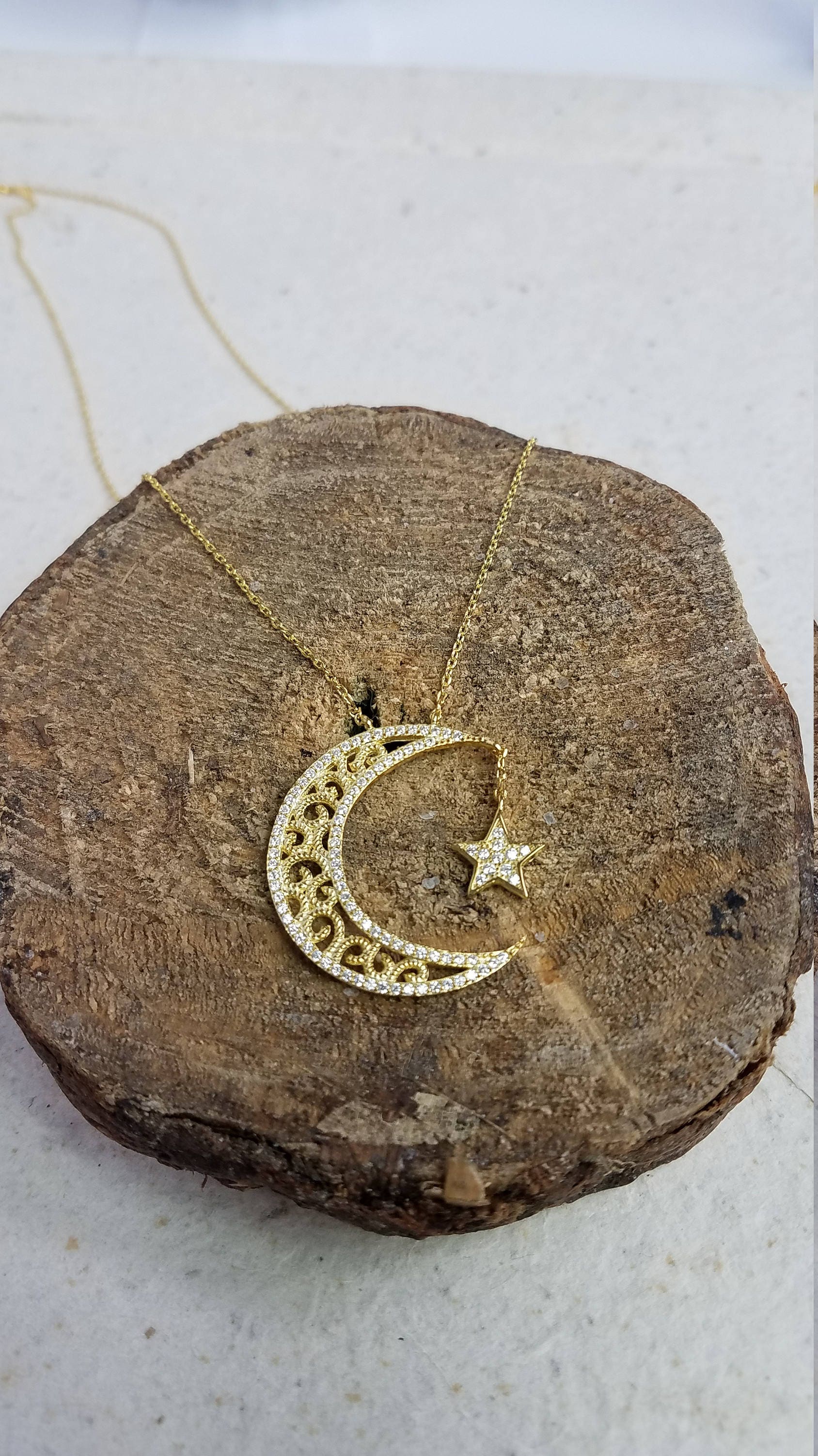 Halbmond Halskette Aus Sterlingsilber, Mond Anhänger Gold von IsabellaCelini