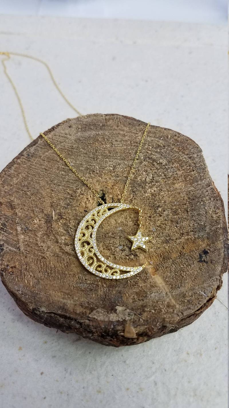 Halbmond Halskette Aus Sterlingsilber, Mond Anhänger Gold von IsabellaCelini