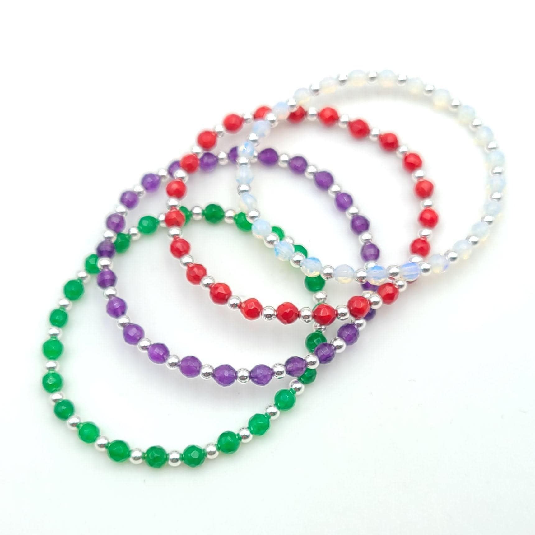 Zartes Gold Filled Stapelbares Armband Mit Halbedelperlen - Individuell Einstellbar von IsabellaCelini