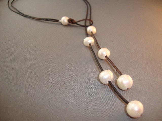 Perlen Und Leder Lariat Perlen Und Leder Lariat von IseaDesigns