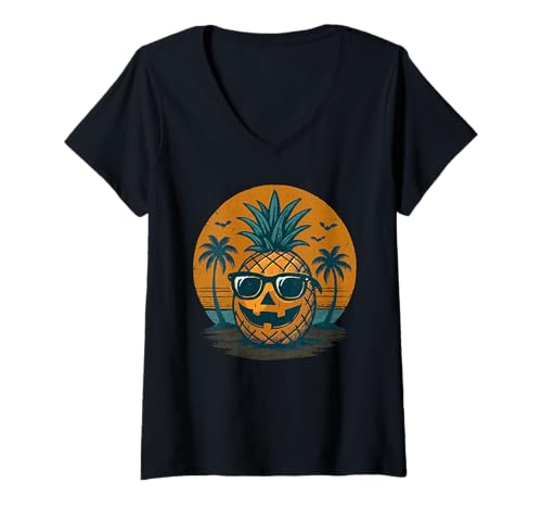 Damen Tropische Ananas Jack O Laterne Halloween Sonnenuntergang Grafik T-Shirt mit V-Ausschnitt Damen Tropische Ananas Jack O Laterne Halloween Sonnenuntergang Grafik T-Shirt mit V-Ausschnitt von Island Spooky Vibes Beach Halloween Party