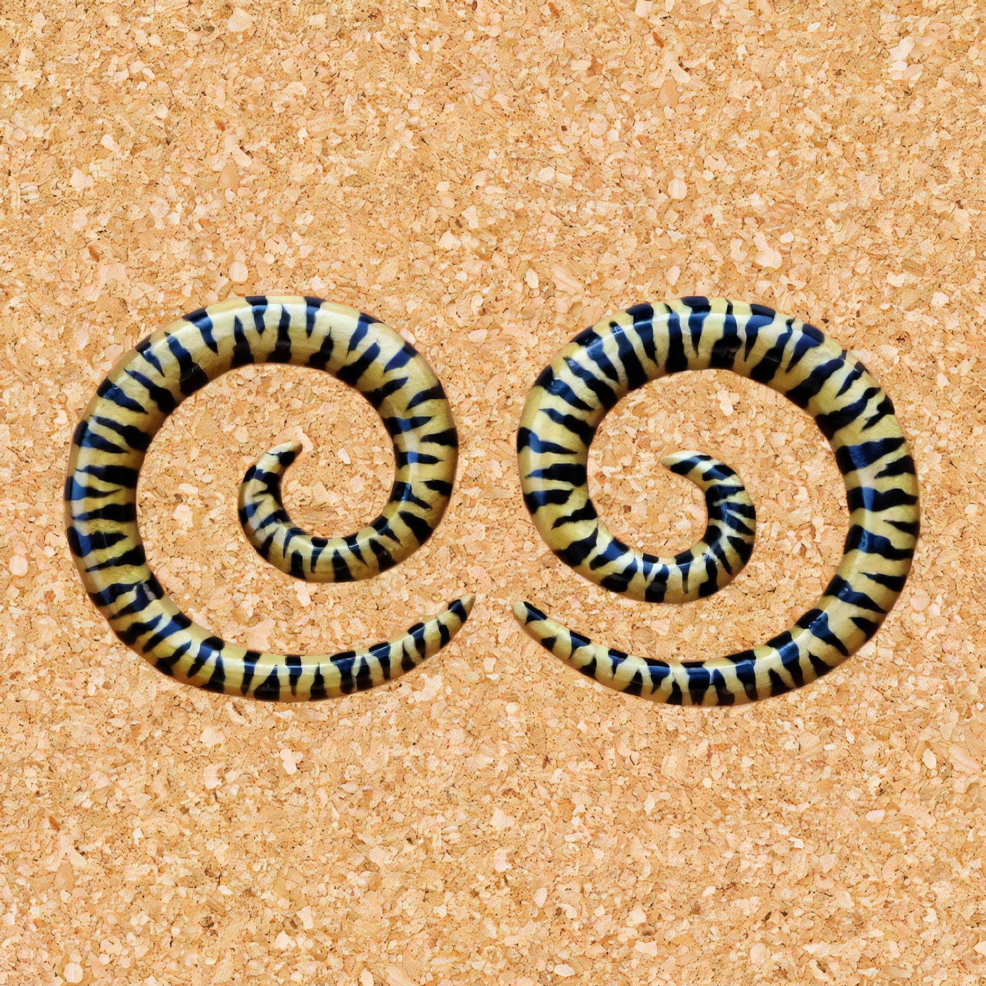 Tiger Stripes 6 Mm Echte Gauges Gemalt Locken Piercing Schmuck von IslandFlowJewelry