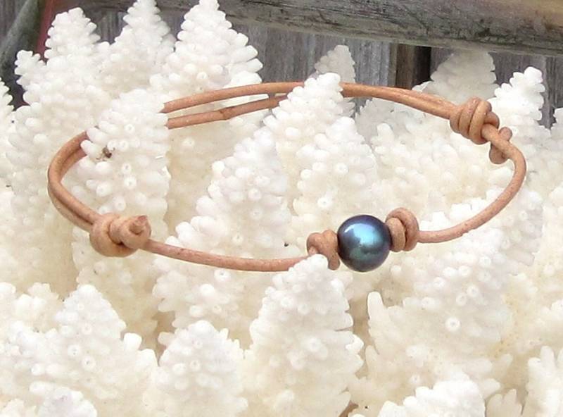 Fußkettchen Armband Perlenleder, Einfache Fußkettchen, Verstellbare Fußkettchen, Perlen Und Leder Schmuck, Minimalist Boho, Boho Fußkettchen, Strand von IslandLifeDesignsCo