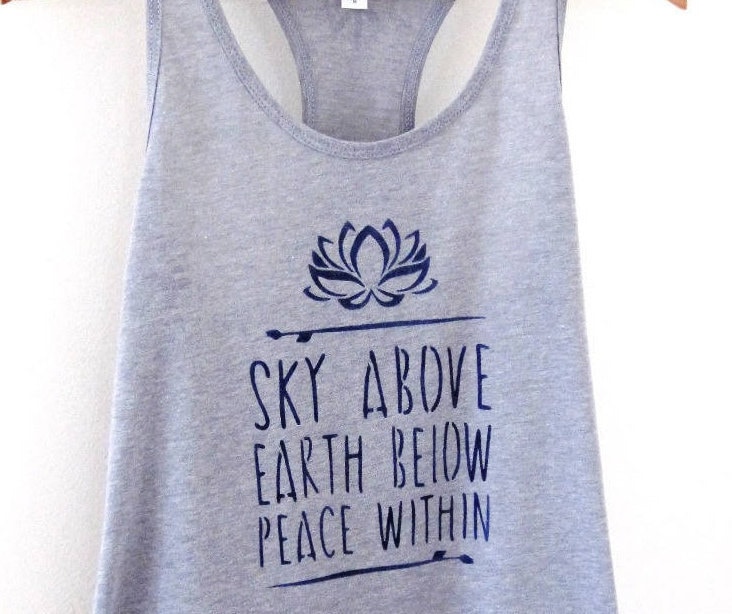 Himmel Über Der Erde Unter Frieden in Meditation Shirt, Yoga-Tank-Top, Spirituelle Zen T-Shirt, Liebe T-Shirt, Hipster von IslandLifeDesignsCo