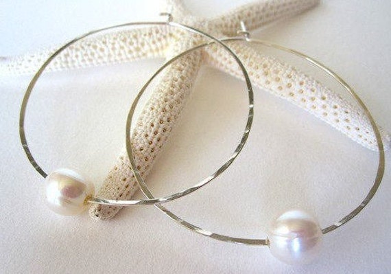 Perlen Creolen Sterling Silber, Mit Perlen, Creolen, Große von IslandLifeDesignsCo