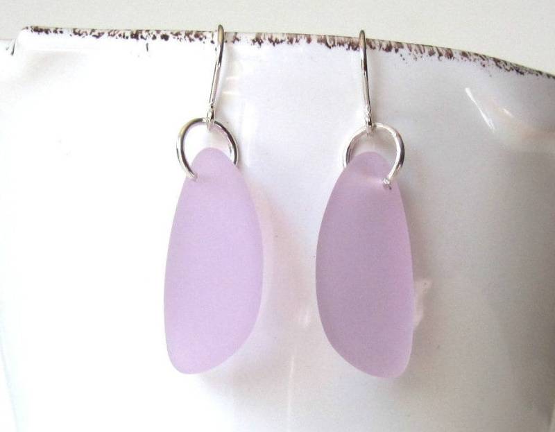 Rosa Meer Glas, Glas Ohrringe, Strand, Schmuck, Strand Strand-Ohrringe, Rosa Tropfen Ohrringe von IslandLifeDesignsCo