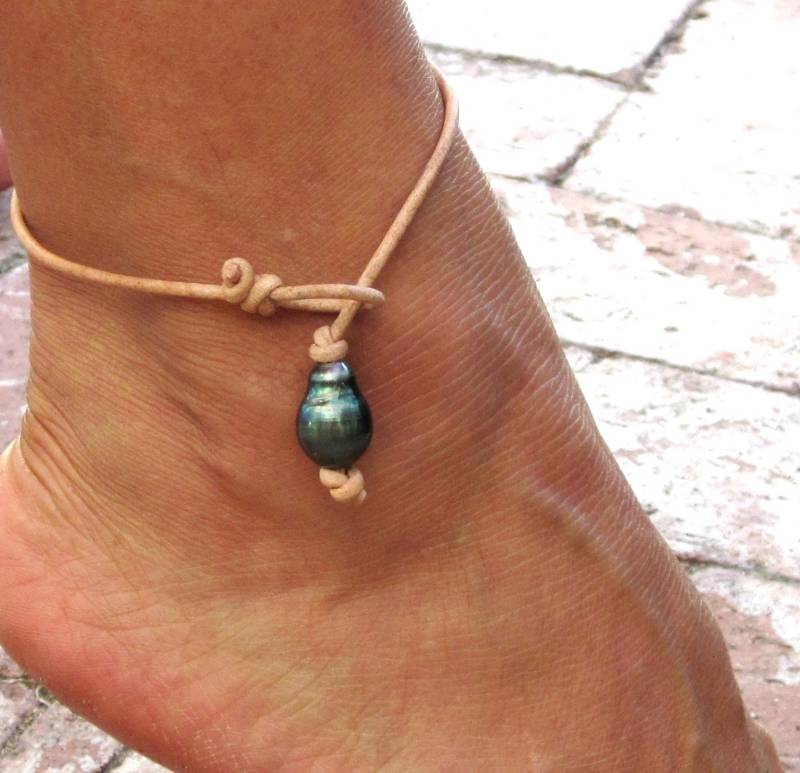 Tahitian Perle Lederschmuck, Fußkettchen, Knöchel Armband, Baumeln Armband Frauen Und Männer, Boho Fußkettchen von IslandLifeDesignsCo
