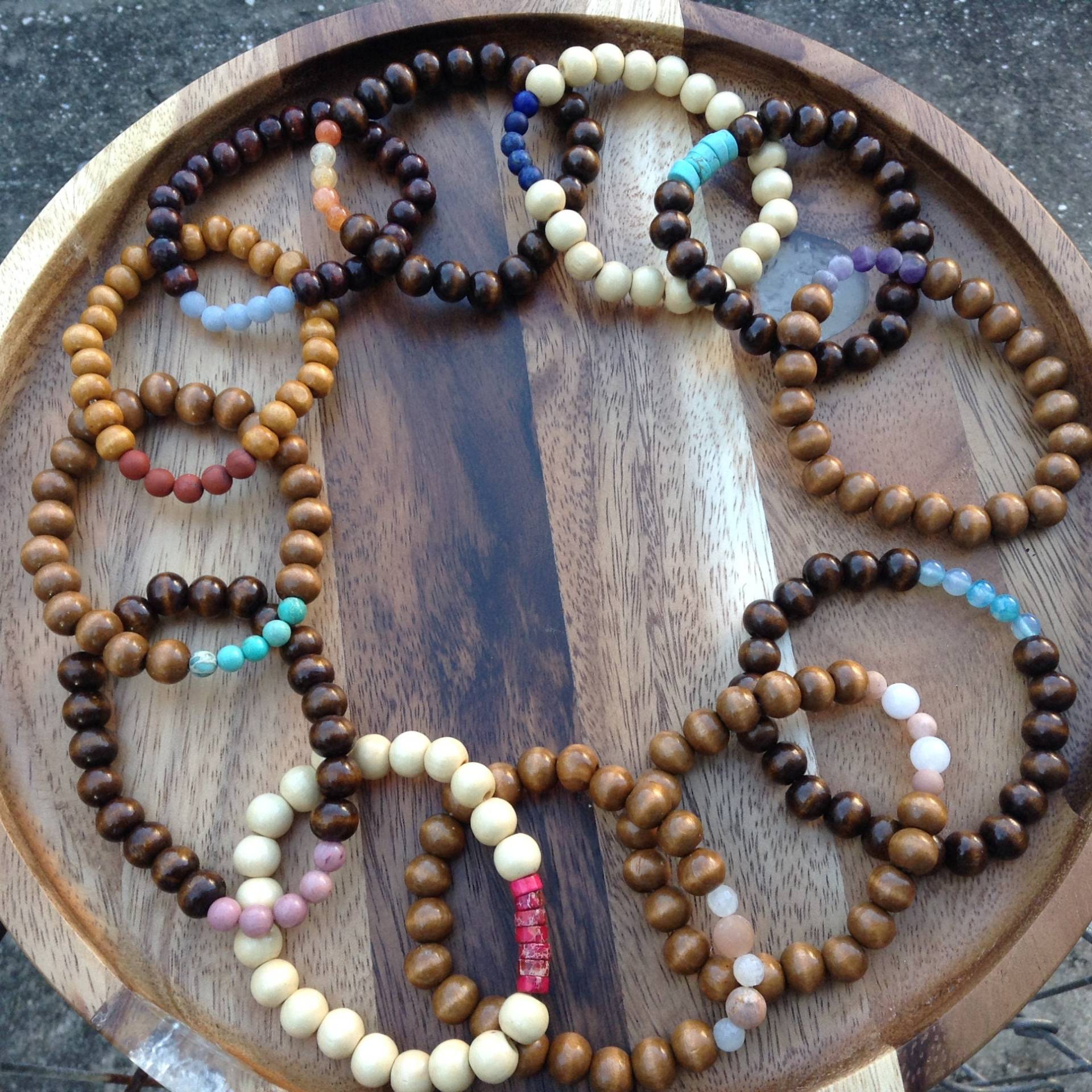 Zen-Armbänder Aus Holz Zen-Armbänder Aus Holz von IslandMoonJewels