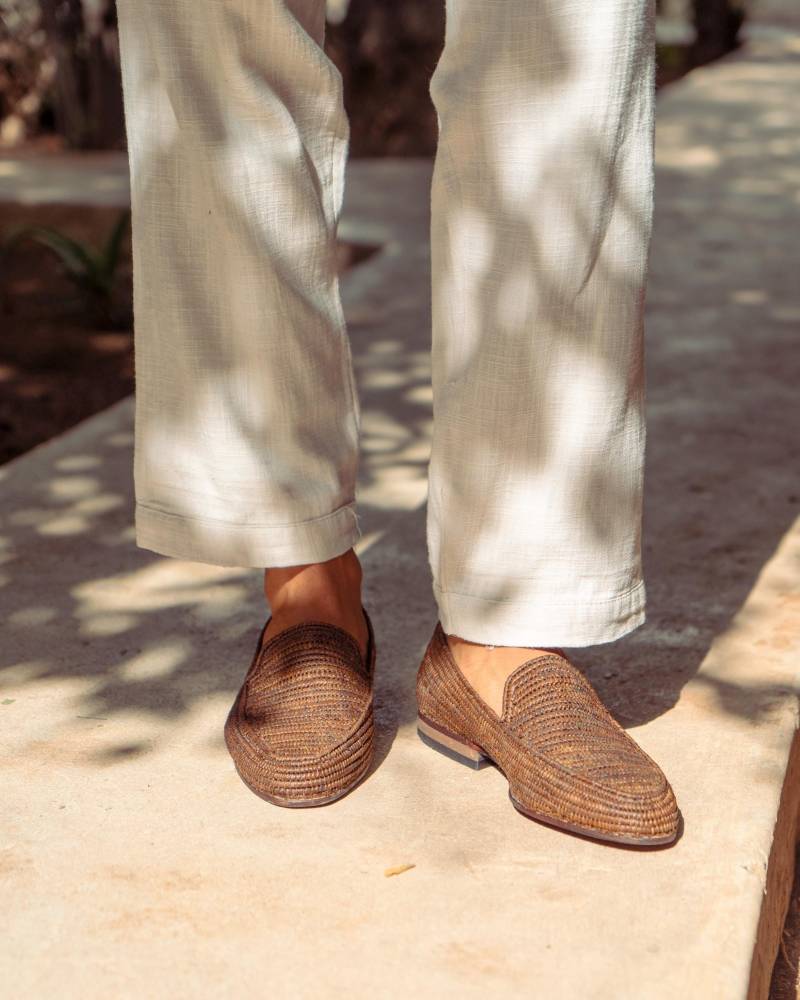 Handgefertigte Herren Bast Loafers - Naturfaser Slip-On Schuhe | Umweltfreundliche von IsliAndTisli
