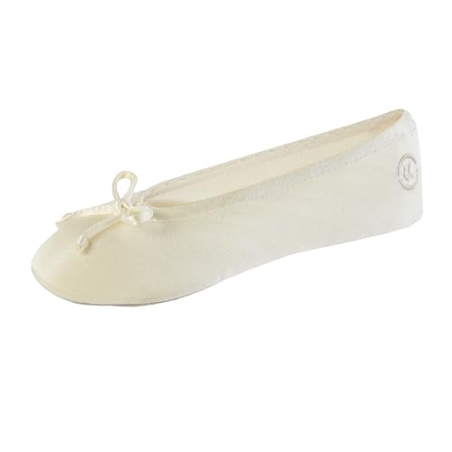 isotoner Damen-Ballerinas, Satin-Hausschuhe mit weicher Schleife und Wildledersohle, Cream, 9.5-10.5 von Isotoner