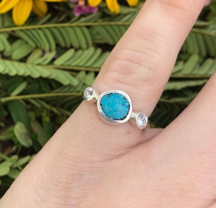 Handgefertigter Sterling Silber Türkis Ring Mit Cz Kristallen von HolyLandJewels18