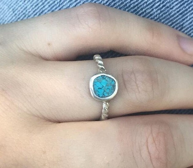 sterling Silber Twisted Ring Blauer Türkis Inlay Edelstein von HolyLandJewels18