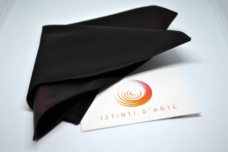 Clutch Tasche Aus Bordeauxrotem Taft Mod. Herbst von Istintidarte