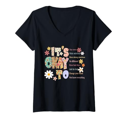 Damen It's Okay to Start Over Make Mistakes Boho Floral Women Men T-Shirt mit V-Ausschnitt von It's Okay To Start Over Tshirt Shirt Women MenTee