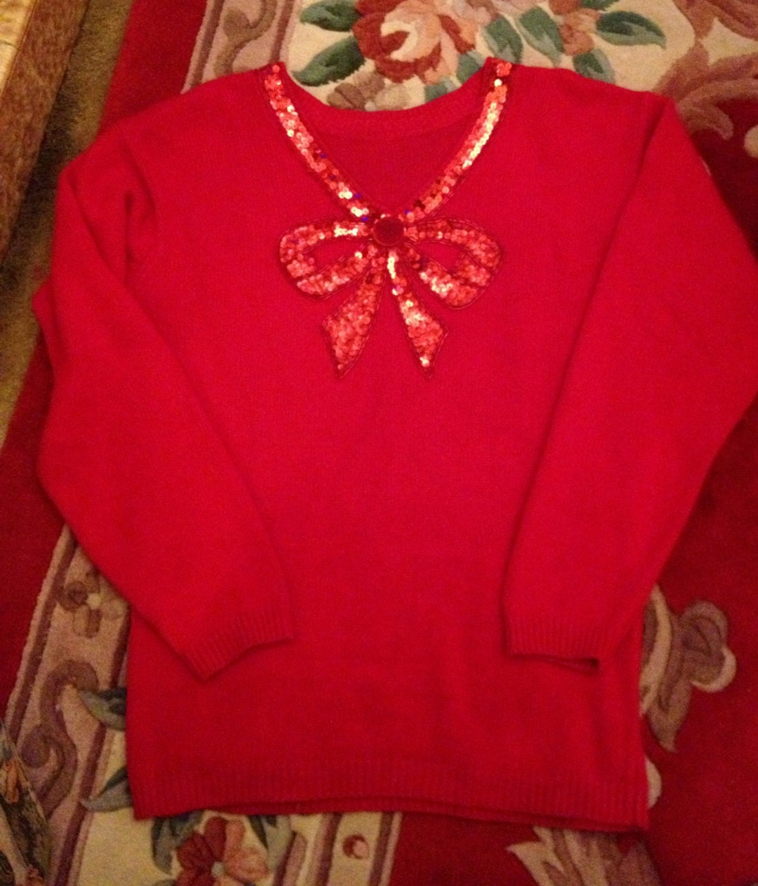 Vintage Roter Paillettenpullover Vintage Roter Paillettenpullover von ItHasToBeVintage